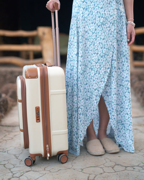15 Essential Items to Bring in Your Carry On